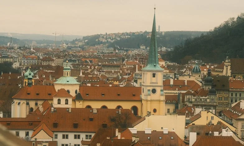 Mensagens inesperadas no telemóvel do meu marido: Da dúvida ao reencontro – Confissões de uma esposa portuguesa