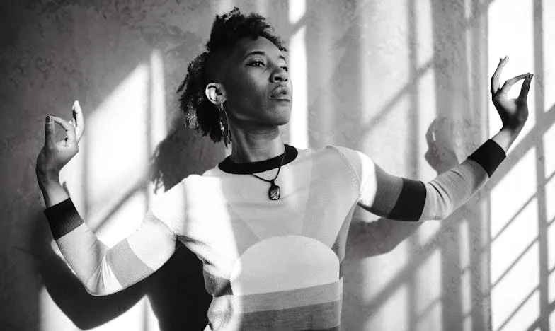 Porque já não quero pedir ajuda aos meus pais: A minha história sobre casa, família e orgulho